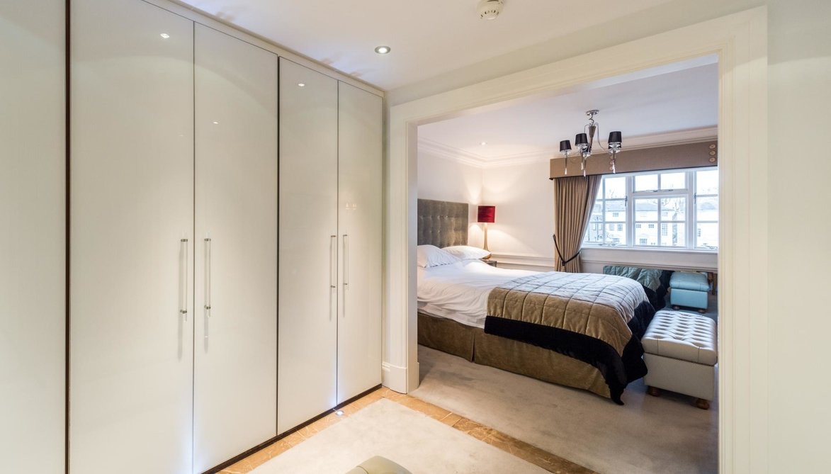 Flat let in Warwick Avenue, London, W9 Sandfords